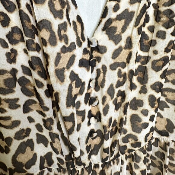 Divided H&M Leopard Print Dress Women's Fit and Flare Tan Size 4 Long Sleeve Tan - Picture 6 of 8